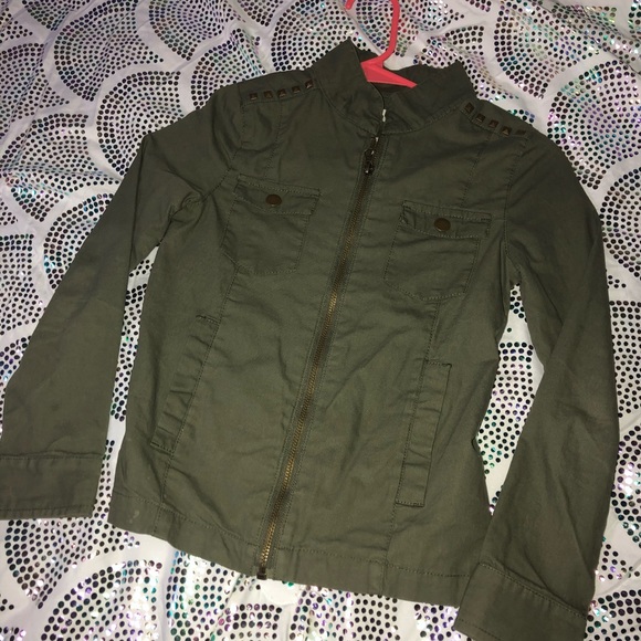 Jacket - Picture 2 of 6